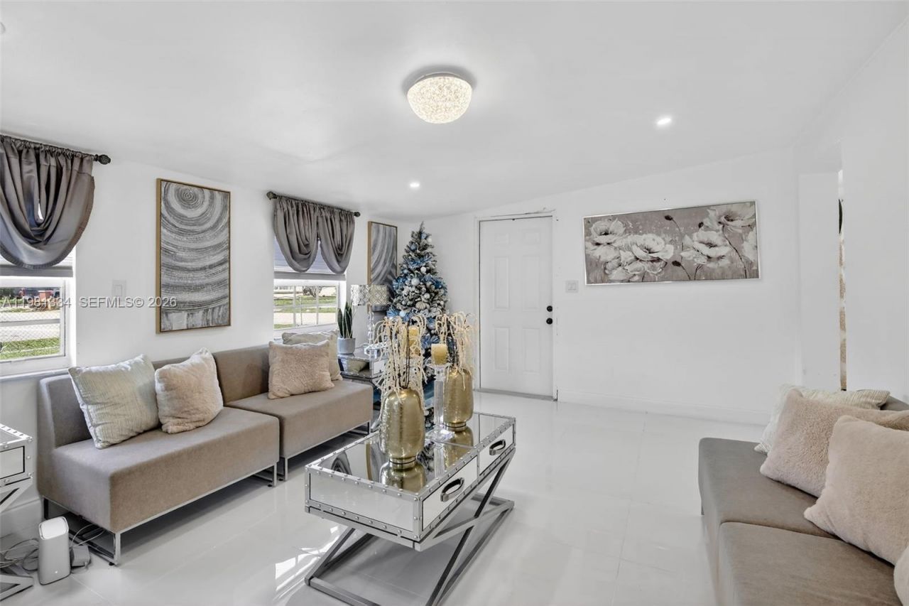 3220 NW 2nd St, Lauderhill, FL 33311 Photo