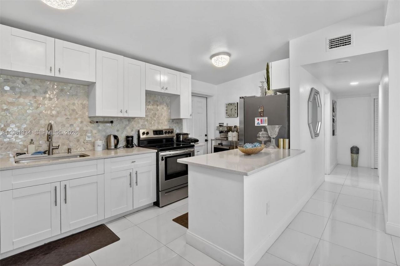 3220 NW 2nd St, Lauderhill, FL 33311 Photo