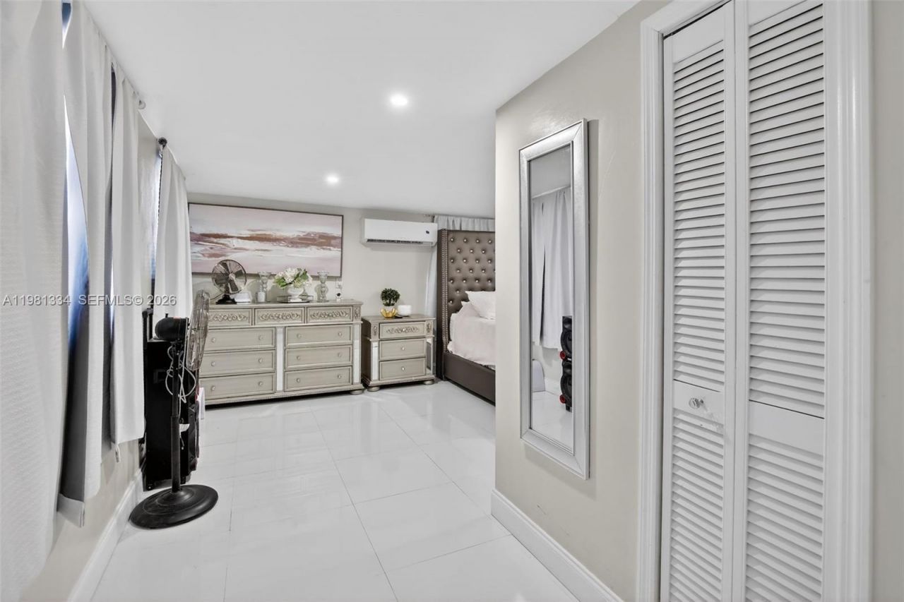 3220 NW 2nd St, Lauderhill, FL 33311 Photo