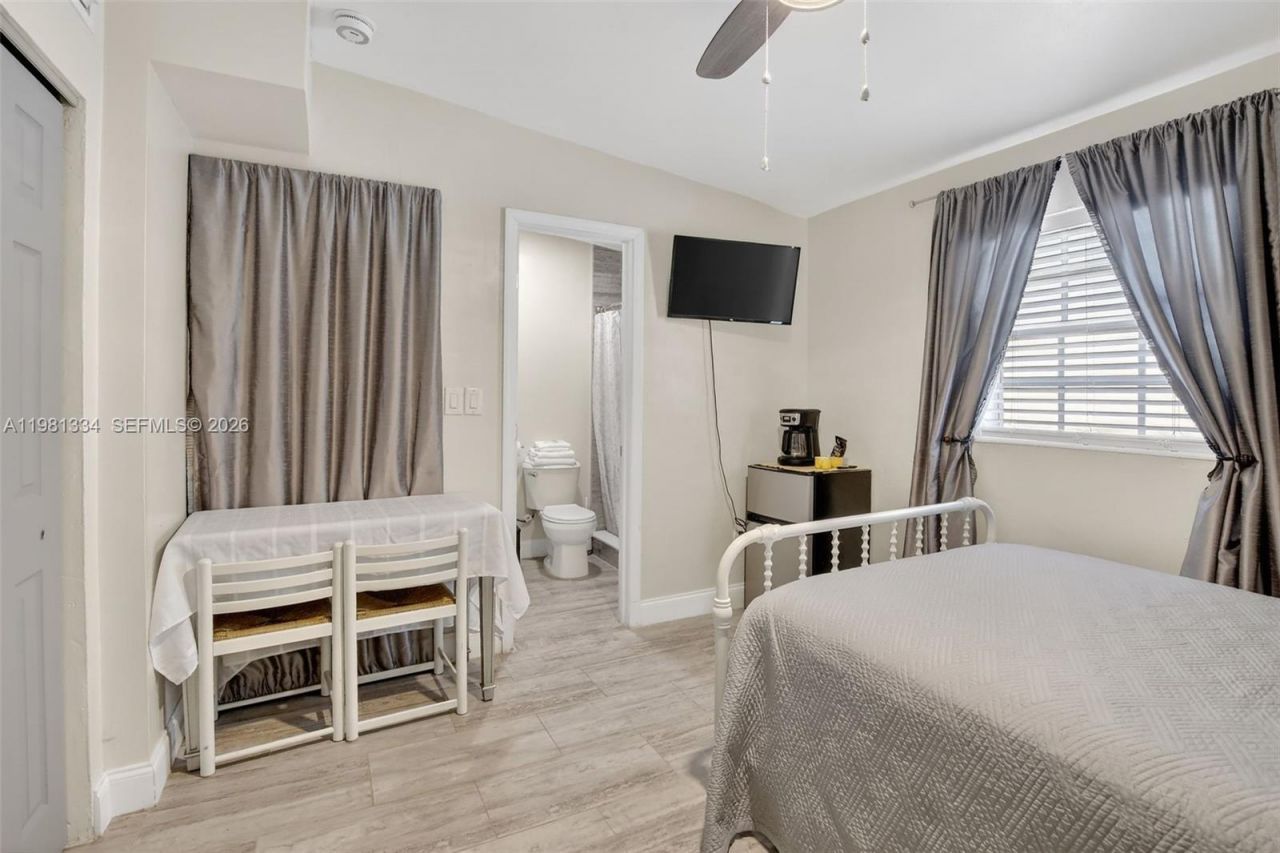 3220 NW 2nd St, Lauderhill, FL 33311 Photo