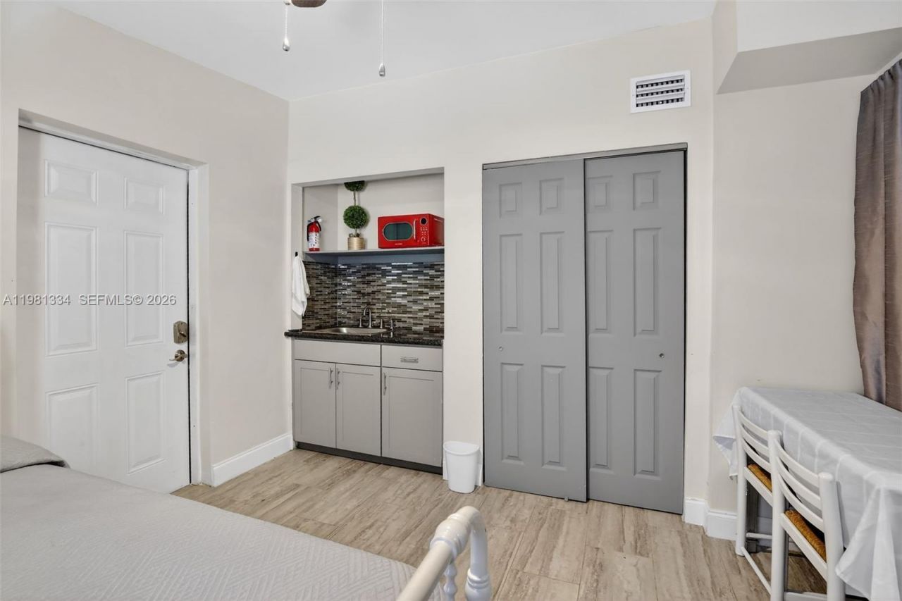 3220 NW 2nd St, Lauderhill, FL 33311 Photo