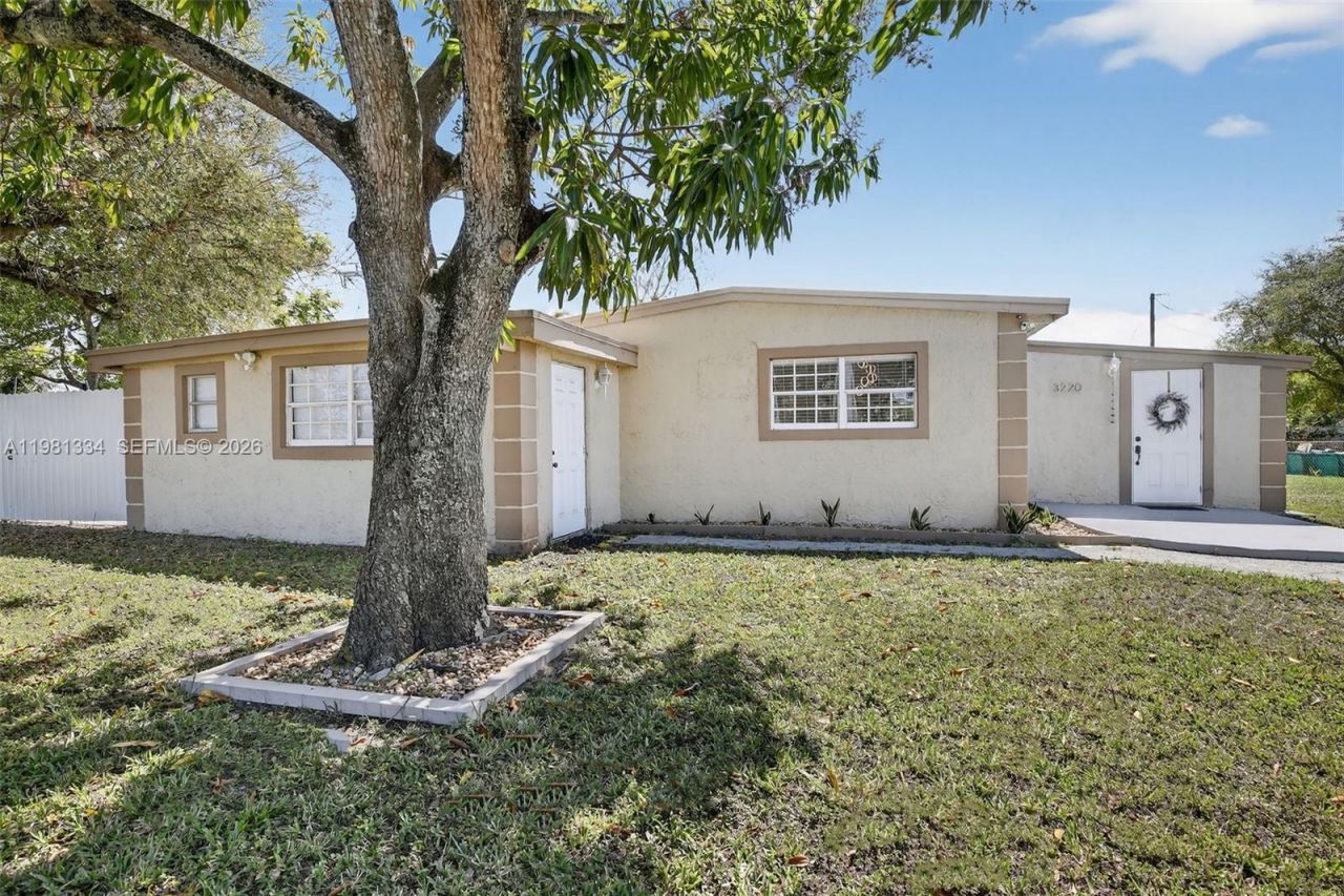 3220 NW 2nd St, Lauderhill, FL 33311 Photo