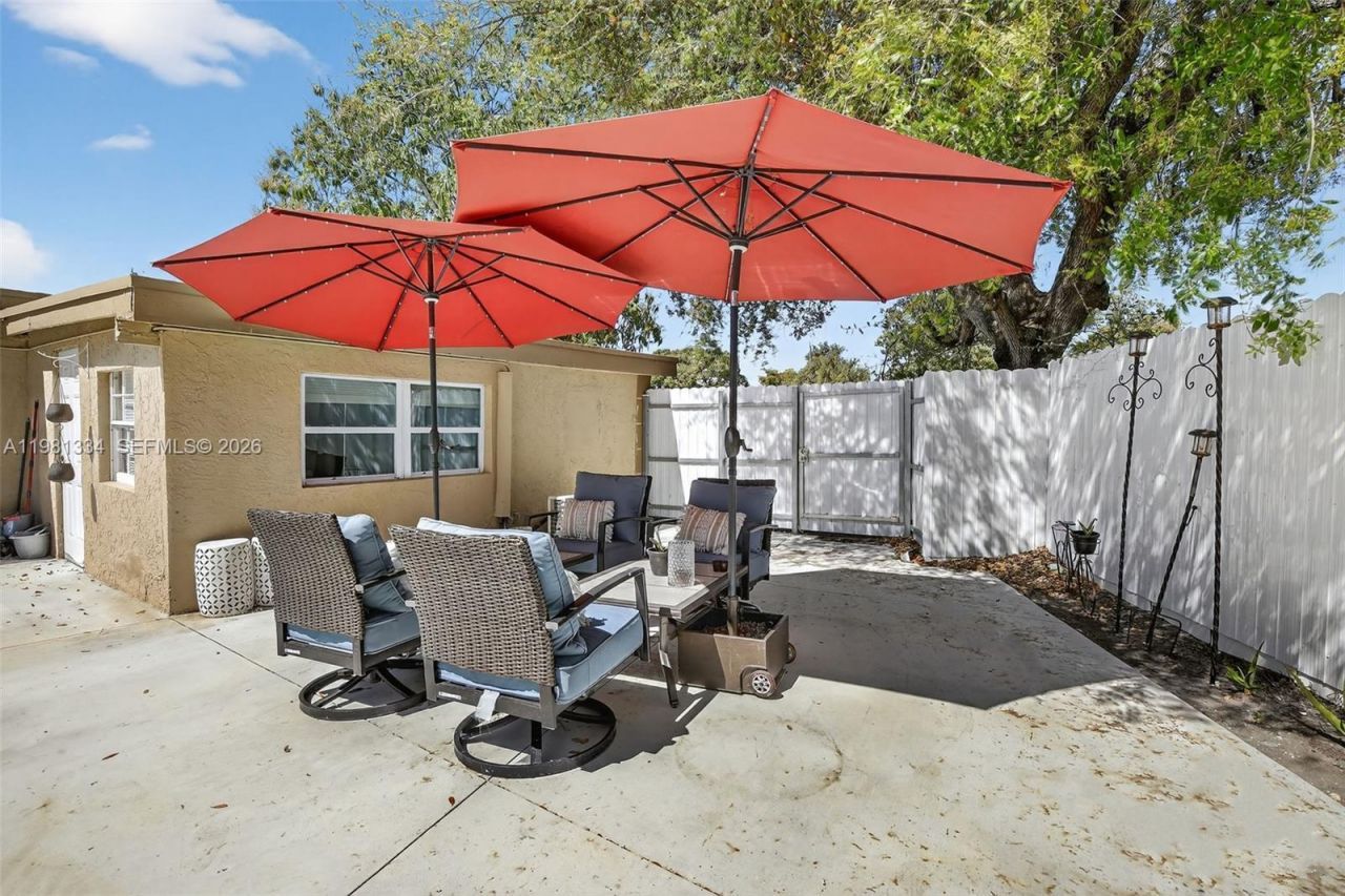 3220 NW 2nd St, Lauderhill, FL 33311 Photo