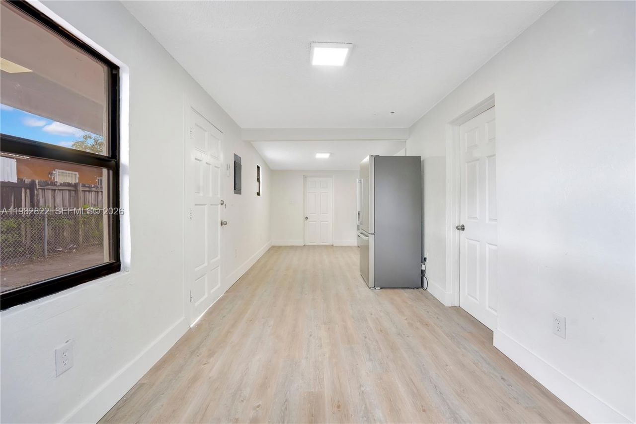 2428 NW 28th St, Unit REAR, Miami, FL 33142 Photo