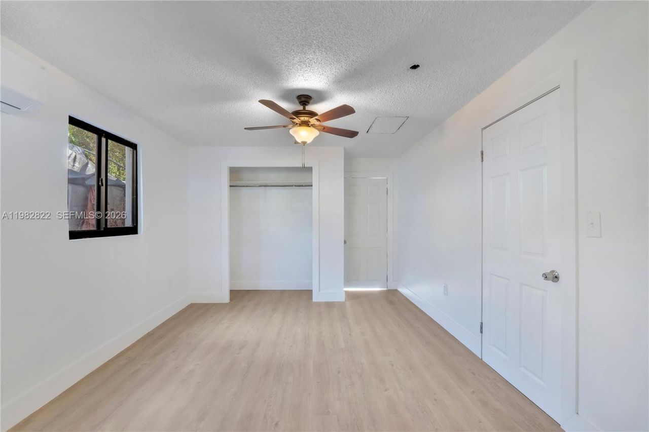 2428 NW 28th St, Unit REAR, Miami, FL 33142 Photo