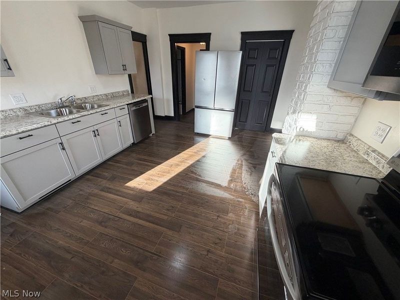 1529 Stark Avenue SW, Canton, OH 44706 Photo 4