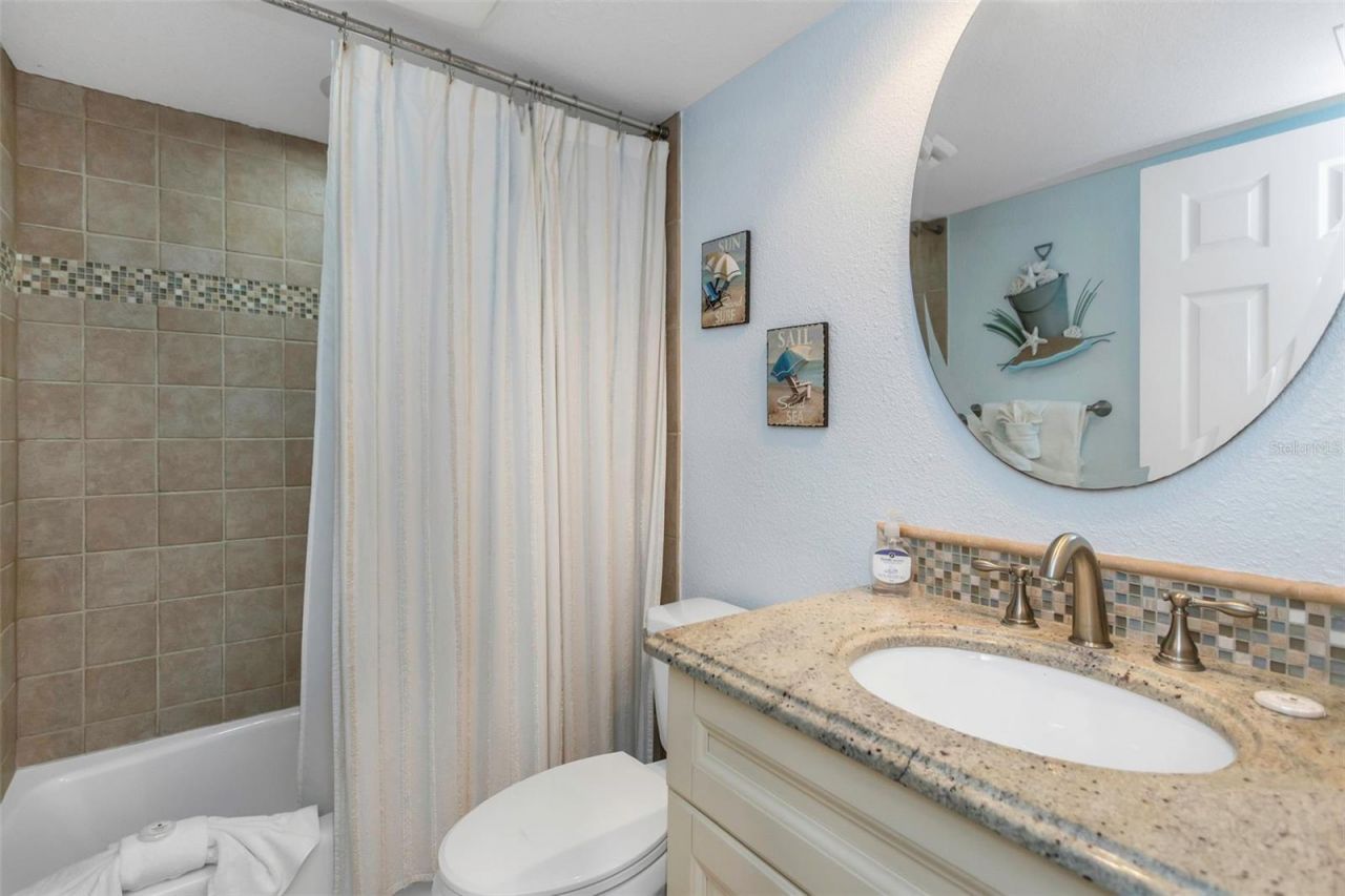 20204 Gulf Boulevard, Unit 9, Indian Shores, FL 33785 Photo