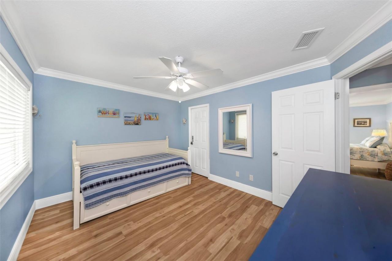 20204 Gulf Boulevard, Unit 9, Indian Shores, FL 33785 Photo