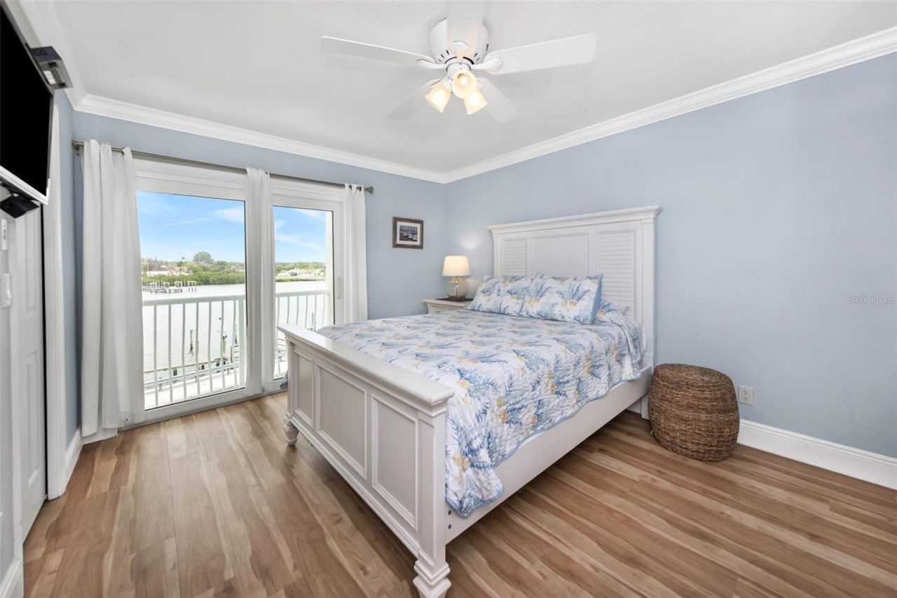 20204 Gulf Boulevard, Unit 9, Indian Shores, FL 33785 Photo