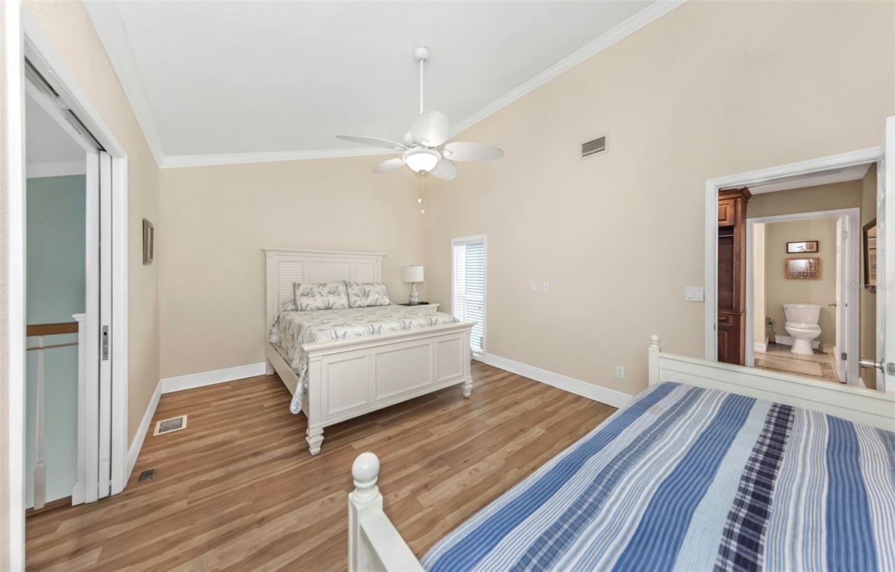 20204 Gulf Boulevard, Unit 9, Indian Shores, FL 33785 Photo
