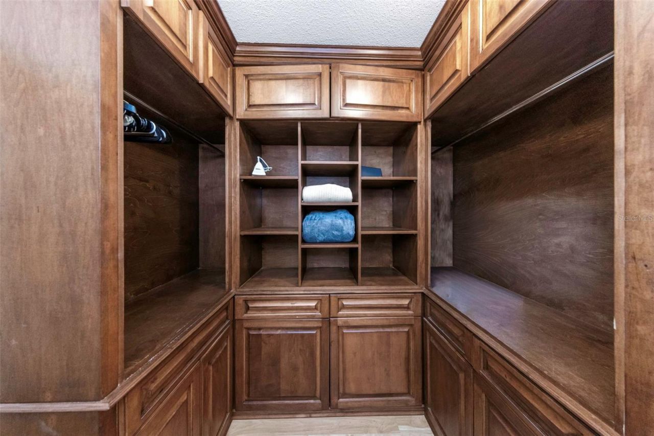 20204 Gulf Boulevard, Unit 9, Indian Shores, FL 33785 Photo