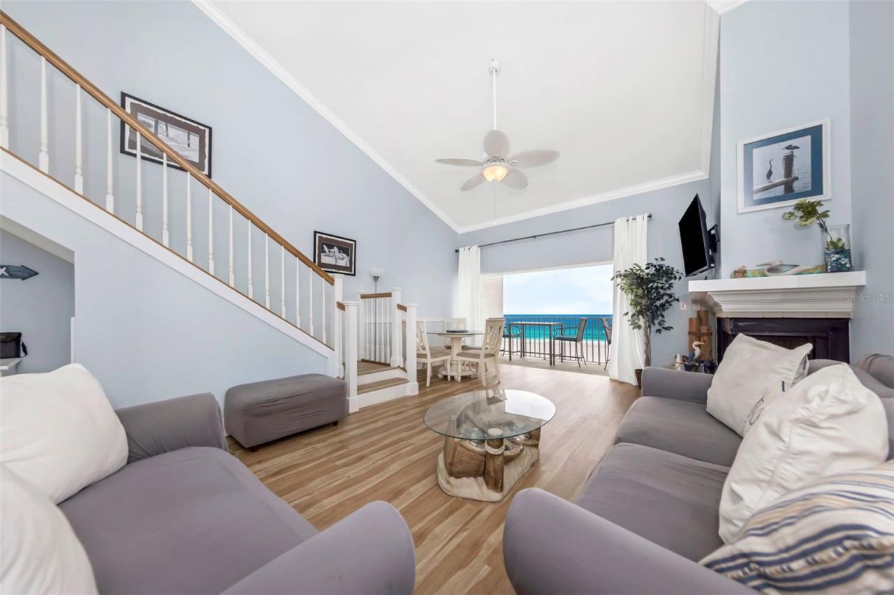 20204 Gulf Boulevard, Unit 9, Indian Shores, FL 33785 Photo