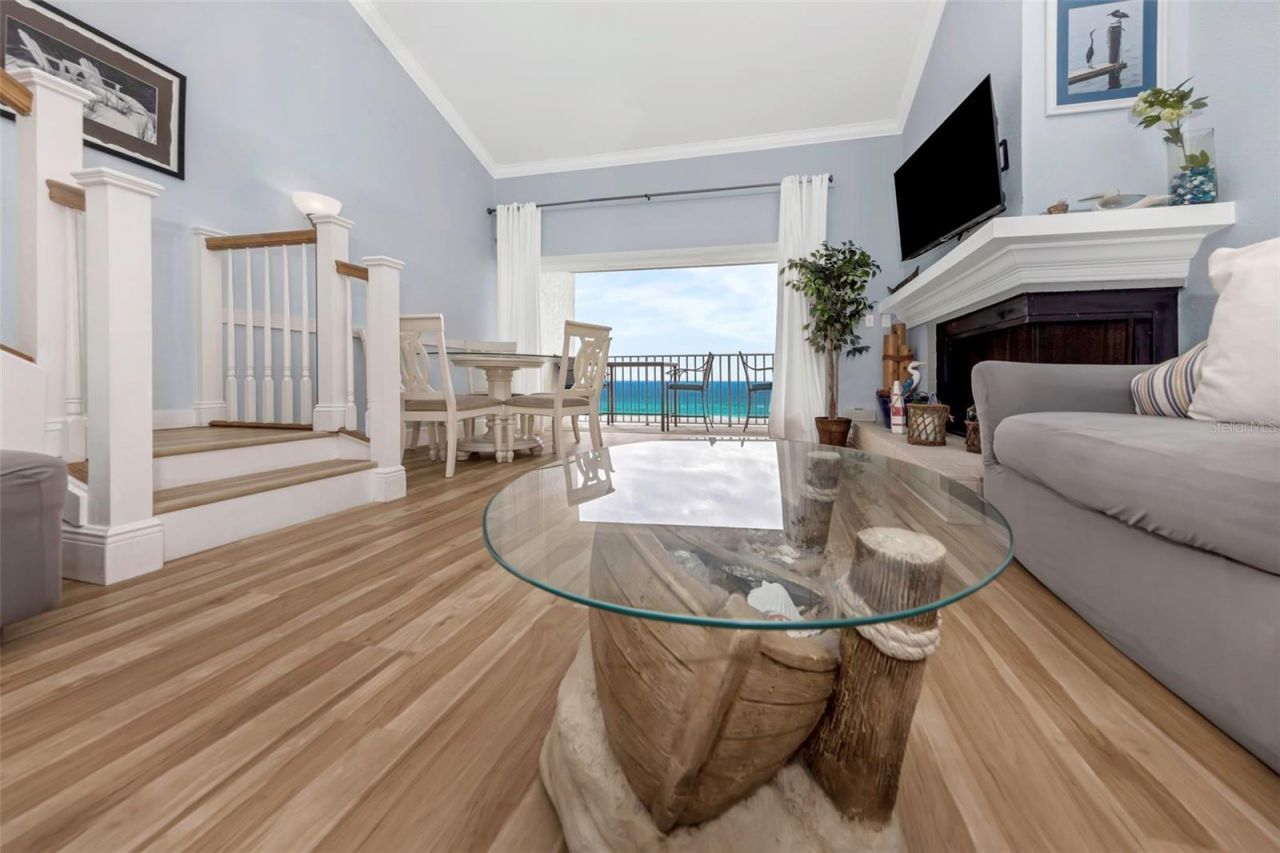 20204 Gulf Boulevard, Unit 9, Indian Shores, FL 33785 Photo