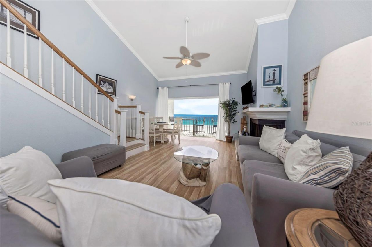 20204 Gulf Boulevard, Unit 9, Indian Shores, FL 33785 Photo