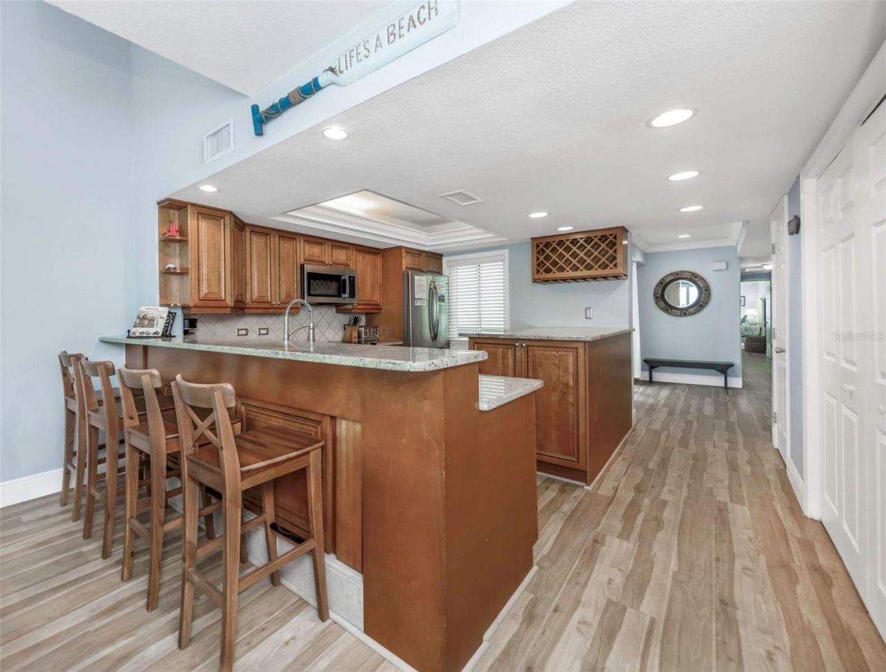 20204 Gulf Boulevard, Unit 9, Indian Shores, FL 33785 Photo