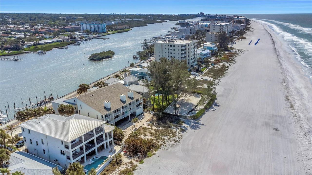 20204 Gulf Boulevard, Unit 9, Indian Shores, FL 33785 Photo