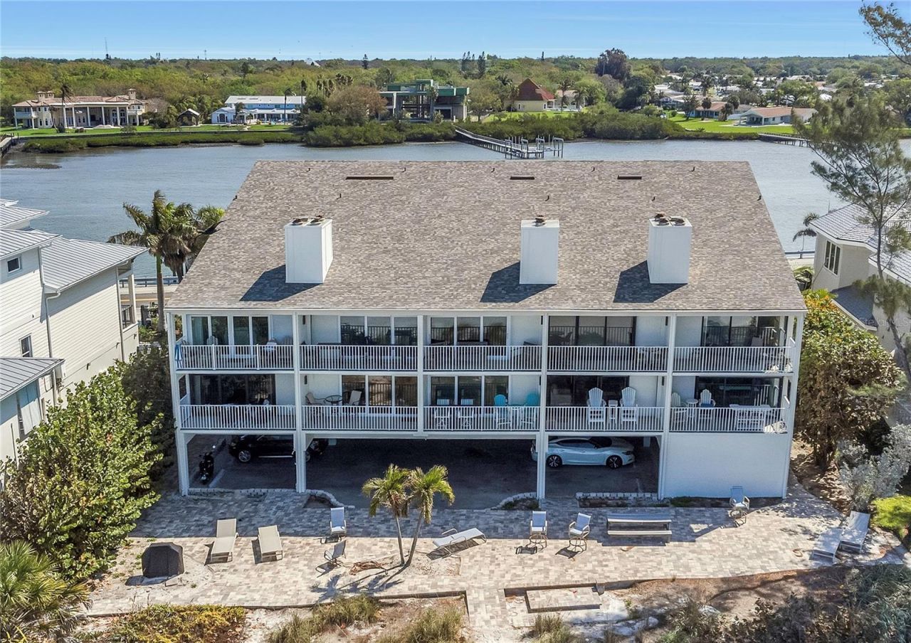 20204 Gulf Boulevard, Unit 9, Indian Shores, FL 33785 Photo