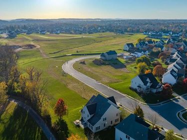 301 FLETCHER DR - PARKSIDE PHASE 5, LOT 36, LITITZ, PA 17543