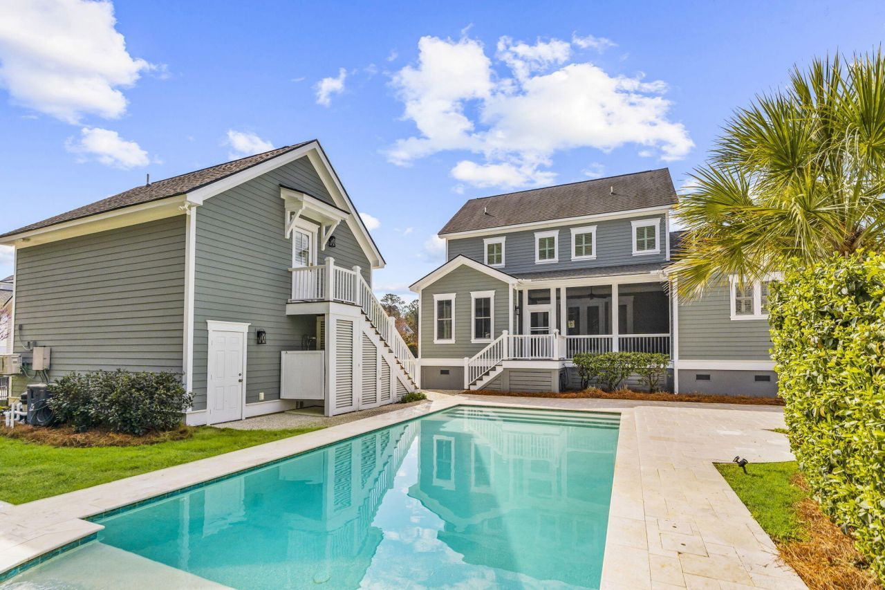 3818 Fifle Street Photo 2