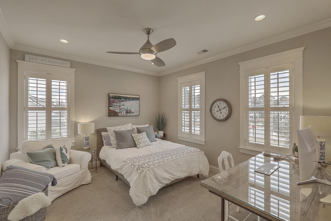 3818 Fifle Street Photo 21