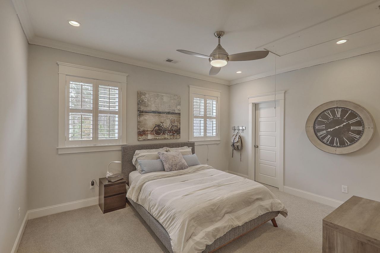 3818 Fifle Street Photo 23