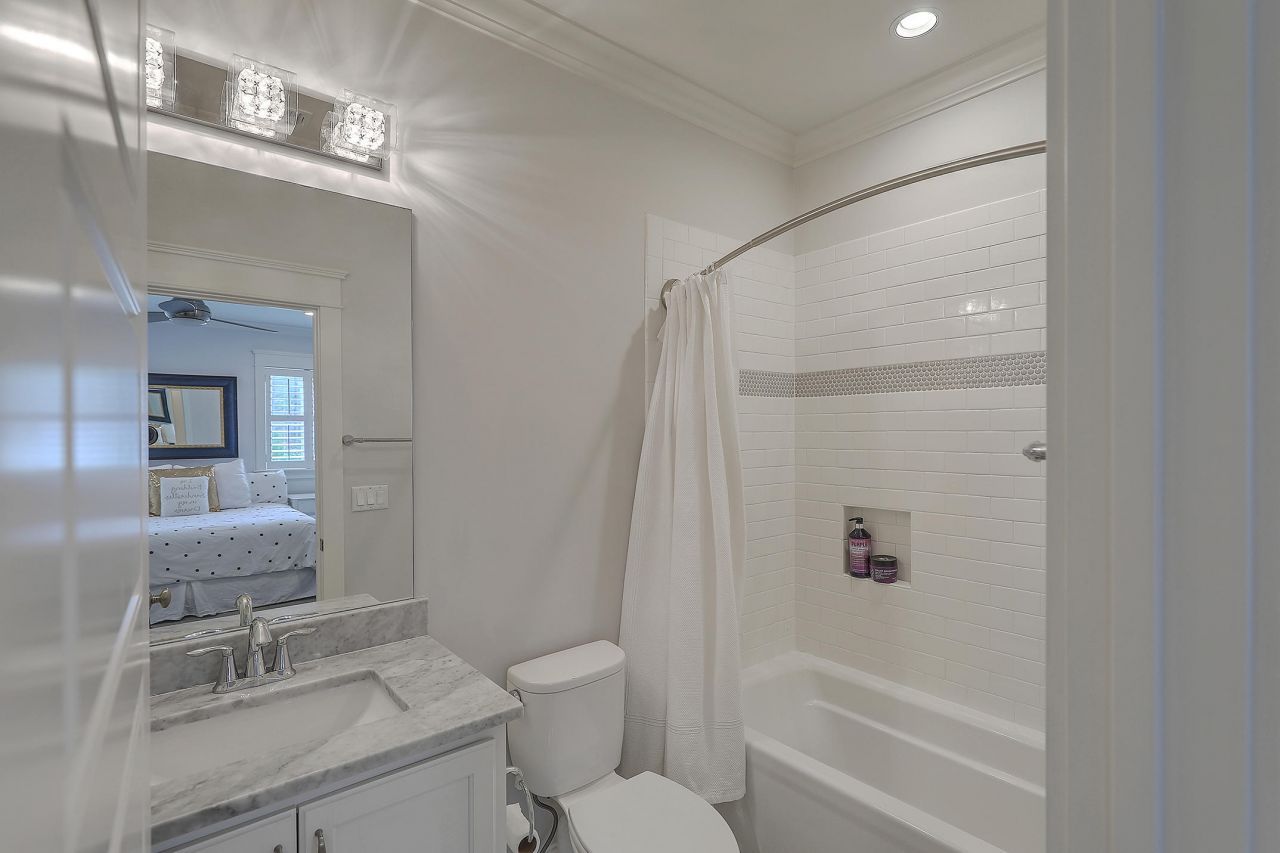 3818 Fifle Street Photo 25