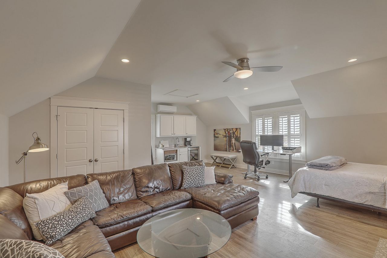 3818 Fifle Street Photo 28