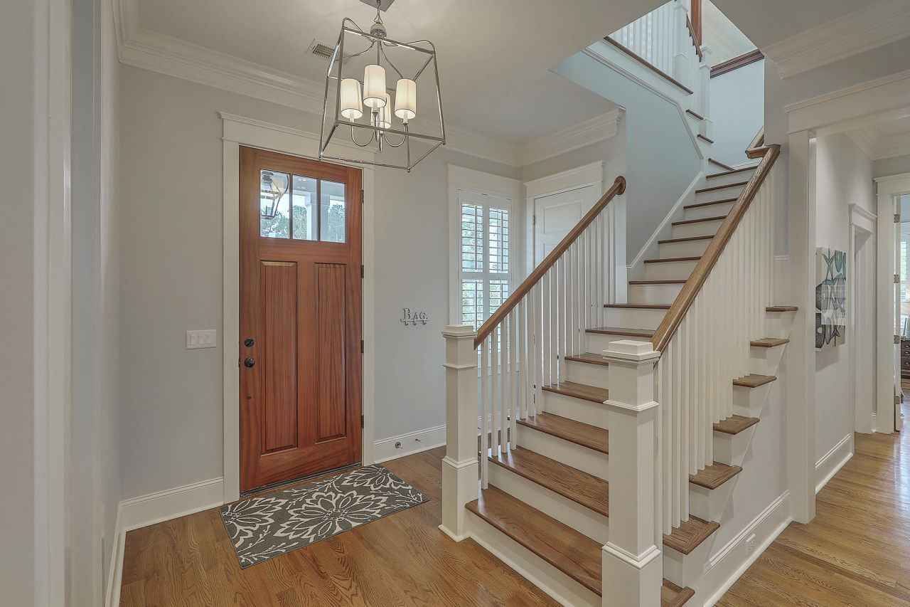 3818 Fifle Street Photo 4