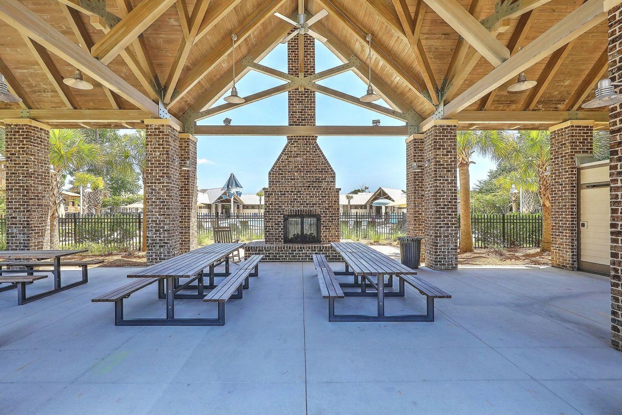 3818 Fifle Street Photo 41