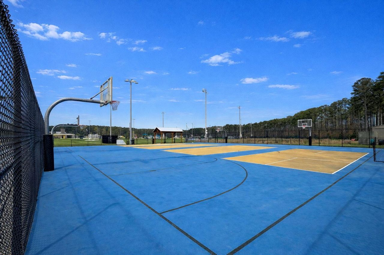 3818 Fifle Street Photo 53