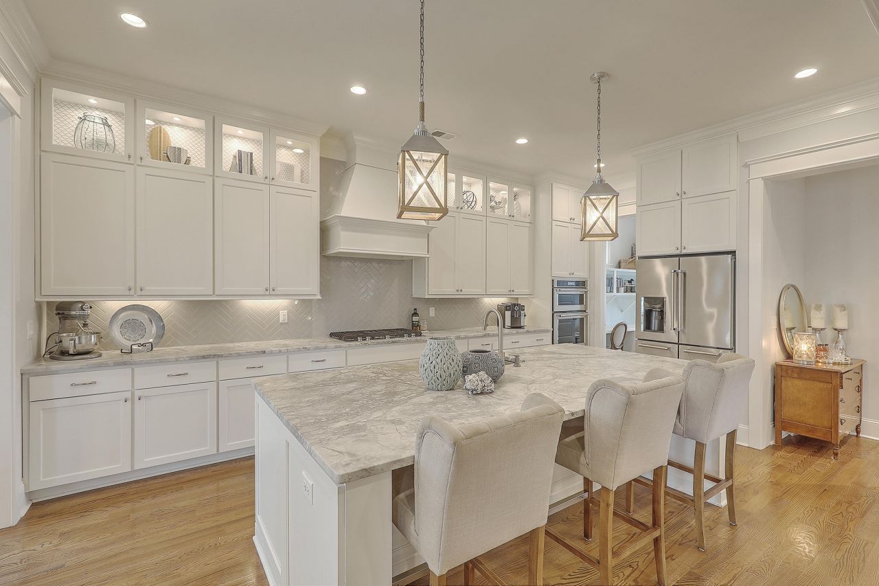 3818 Fifle Street Photo 6