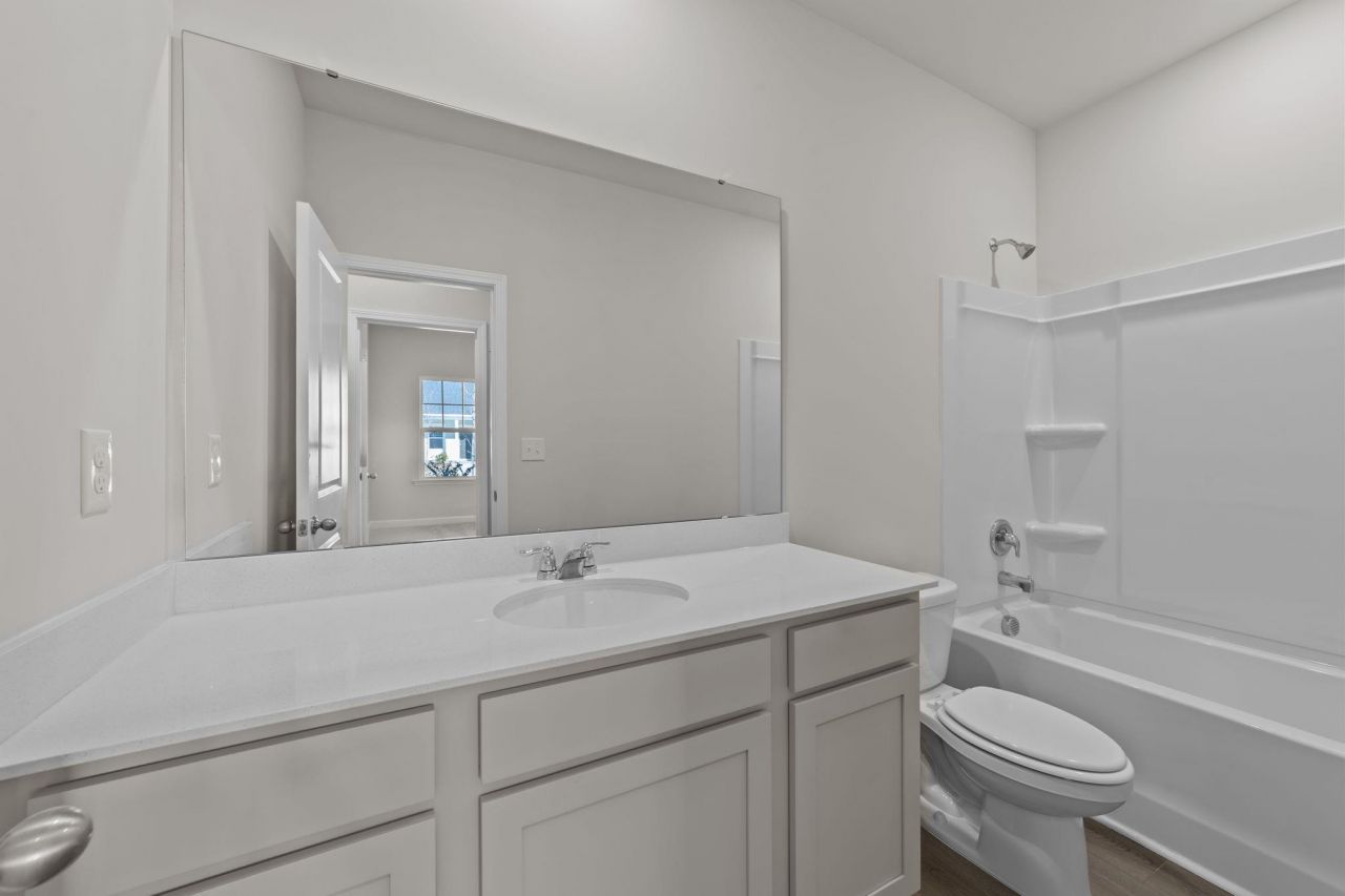 725 Ebb Tide Rd. Photo 5