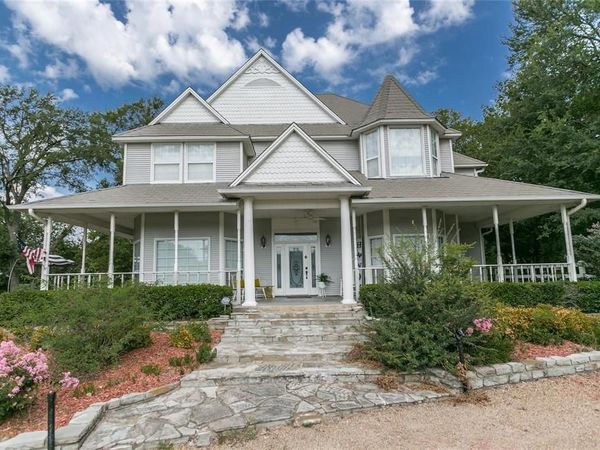 2600 Rosebud Lane, Richland Hills, TX 76118