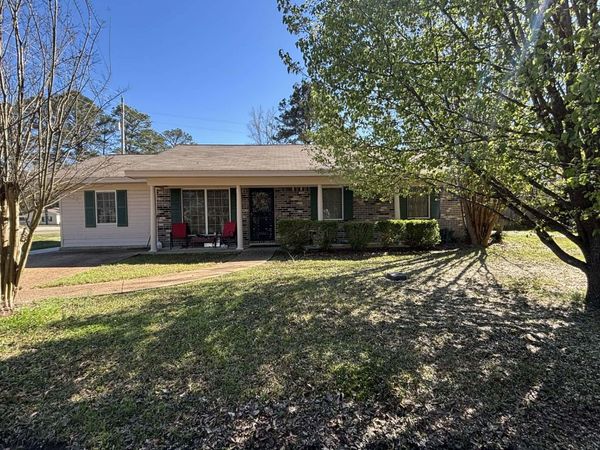 1510 Vine St., Amory, MS 38821