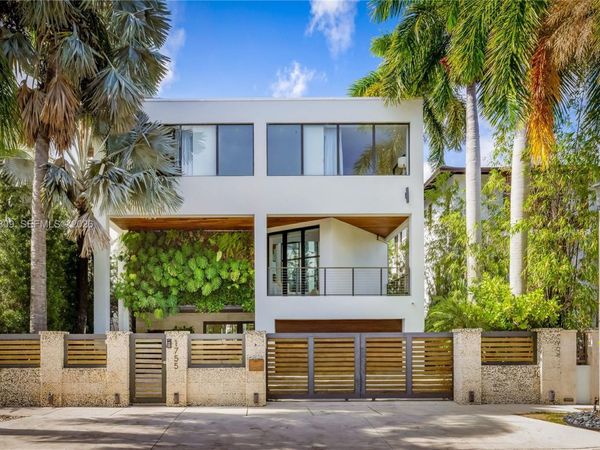 1755 Fairhaven Pl , Miami, FL 33133