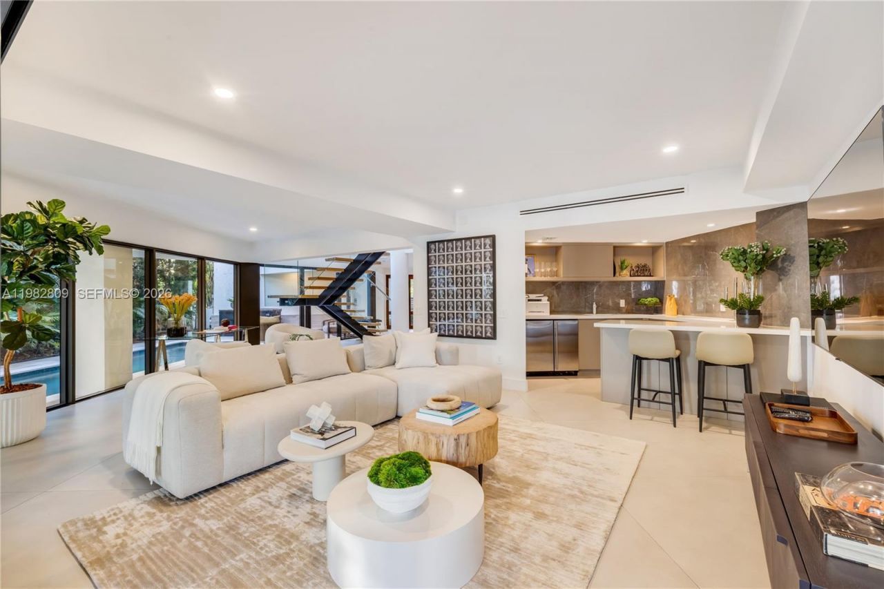 1755 Fairhaven Pl , Miami, FL 33133 Photo