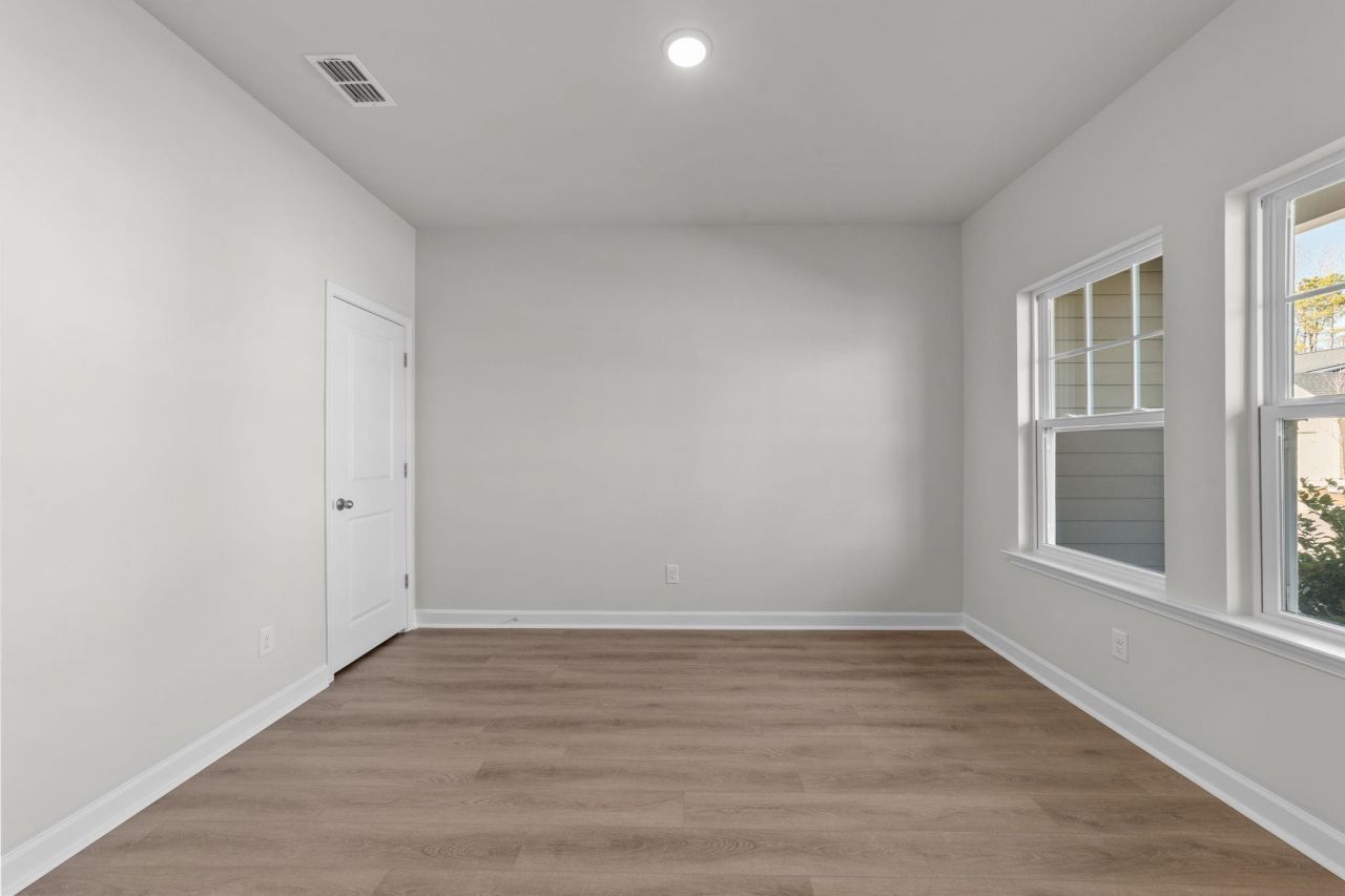 727 Ebb Tide Rd. Photo 4