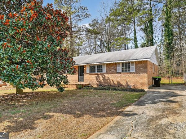 8955 Yarmouth Drive, Jonesboro, GA 30238