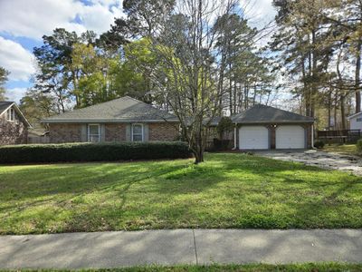 106 Queensbury Circle, Goose Creek, SC 29445