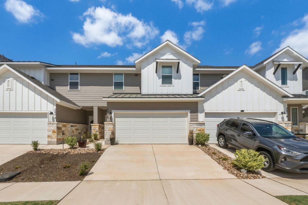 2576 Jack Nora Way, Round Rock, TX 78665 Main Photo