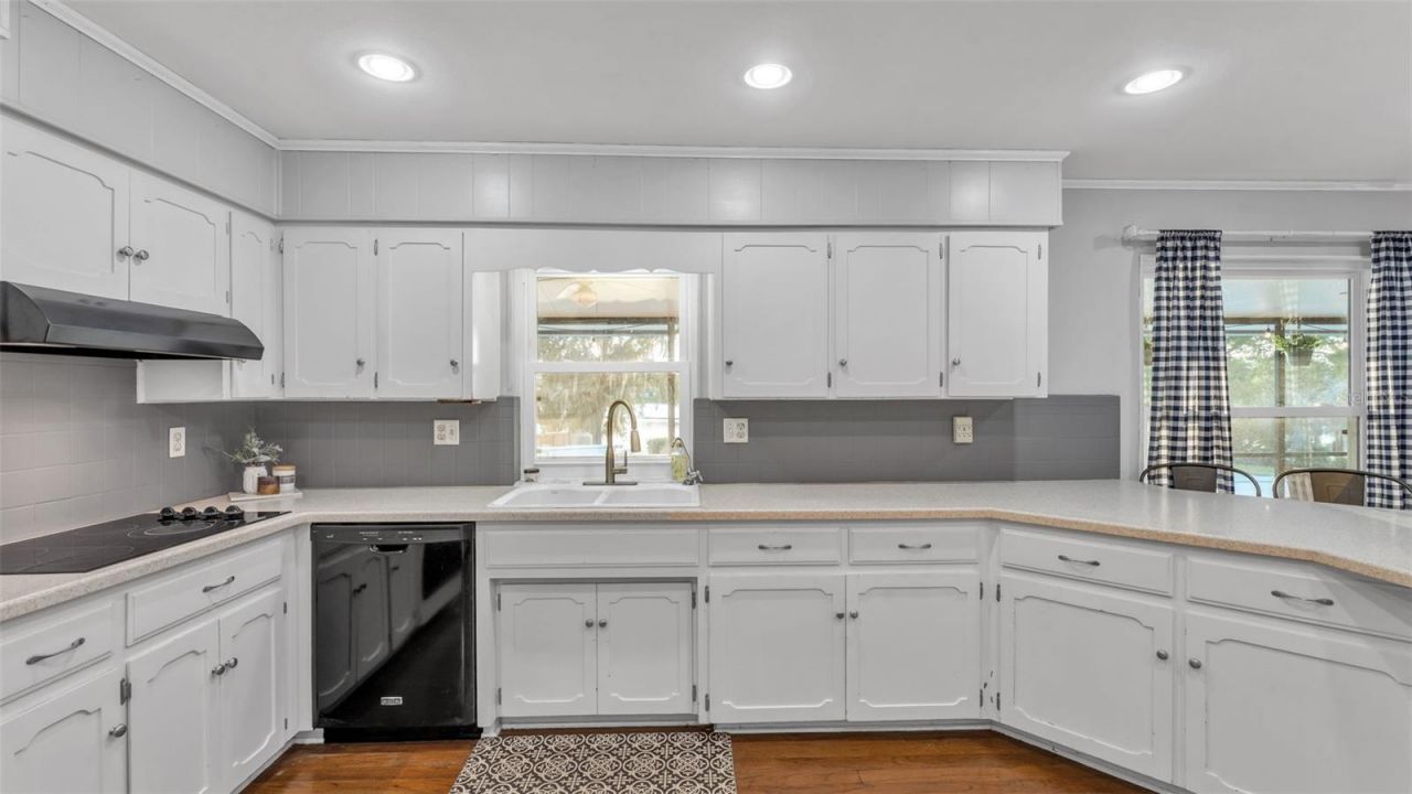 153 Lake Otis Road, Winter Haven, FL 33884 Photo