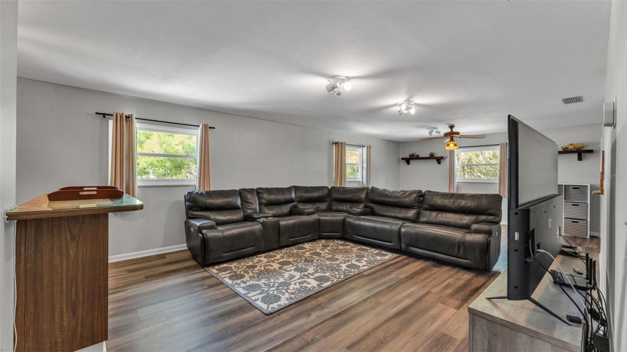 153 Lake Otis Road, Winter Haven, FL 33884 Photo