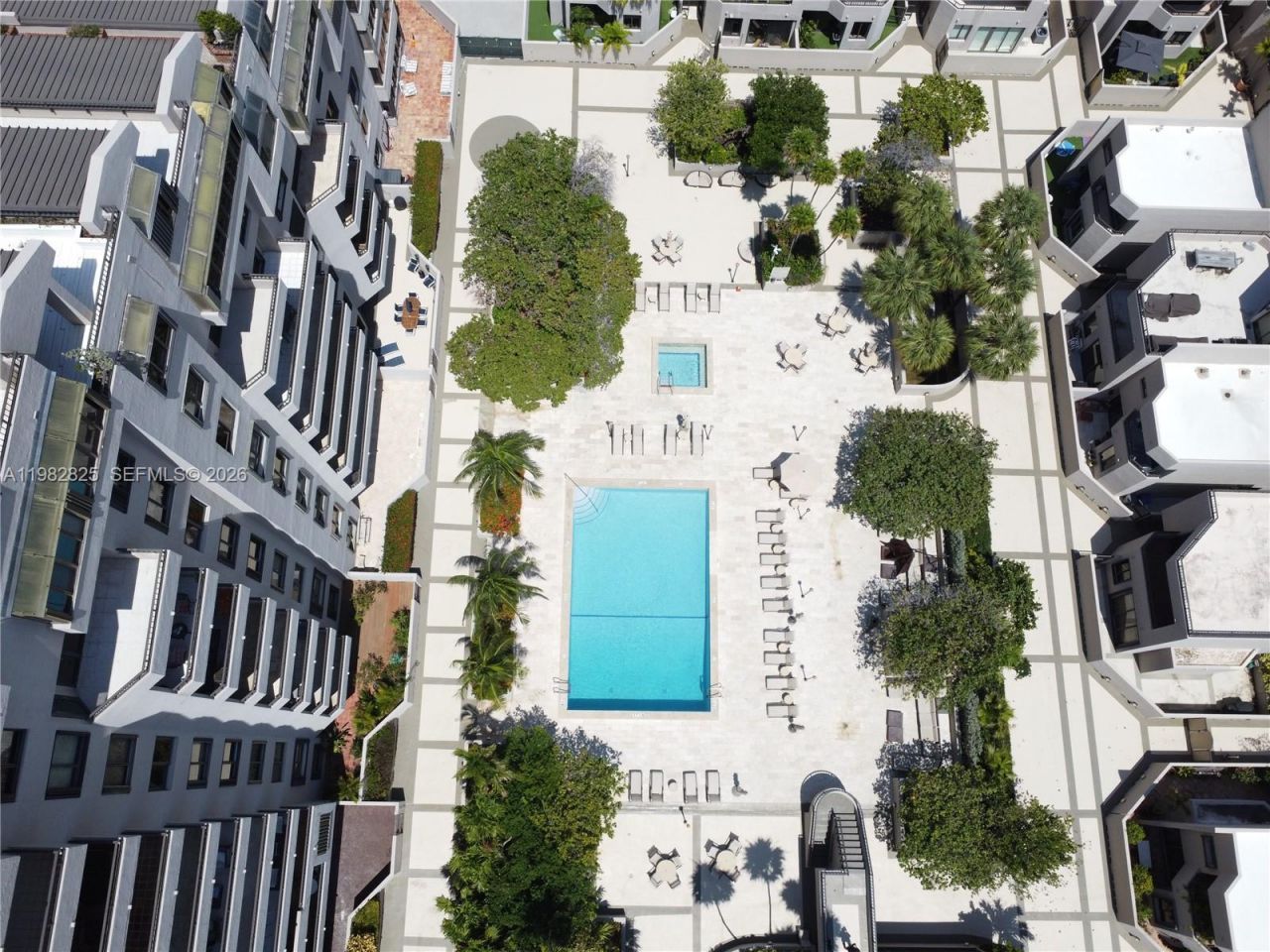 201 Crandon Blvd , Unit 927, Key Biscayne, FL 33149 Photo