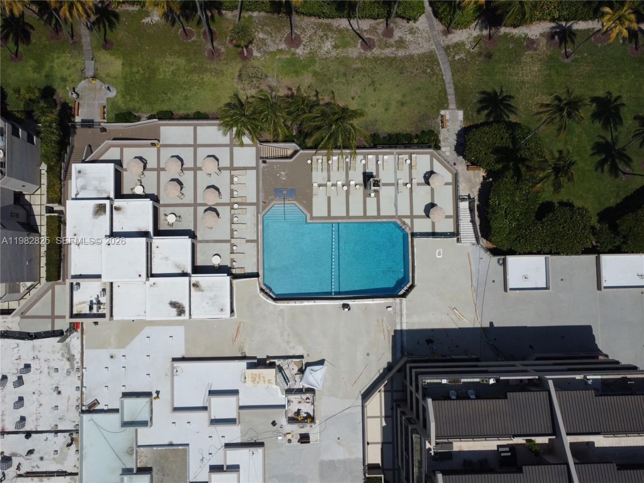 201 Crandon Blvd , Unit 927, Key Biscayne, FL 33149 Photo