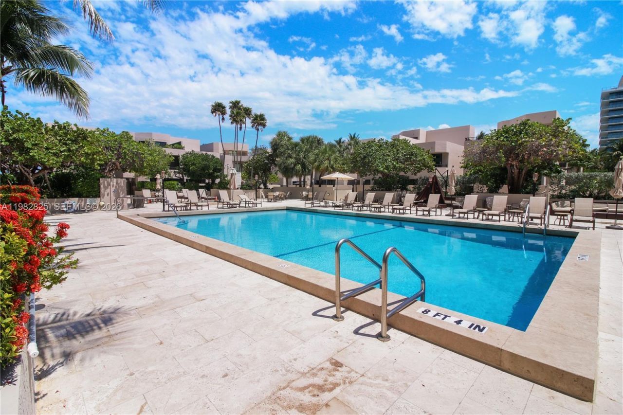 201 Crandon Blvd , Unit 927, Key Biscayne, FL 33149 Photo