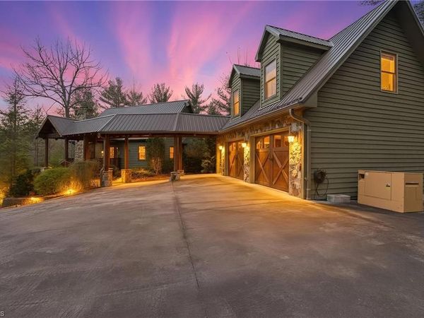 1721 Meadow Road , Ferguson, NC 28624