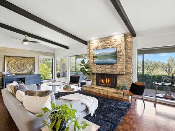 402 Seawind ST , Lakeway, TX 78734