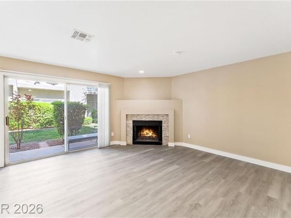 6250 W Flamingo Road, Unit 143, Las Vegas, NV 89103