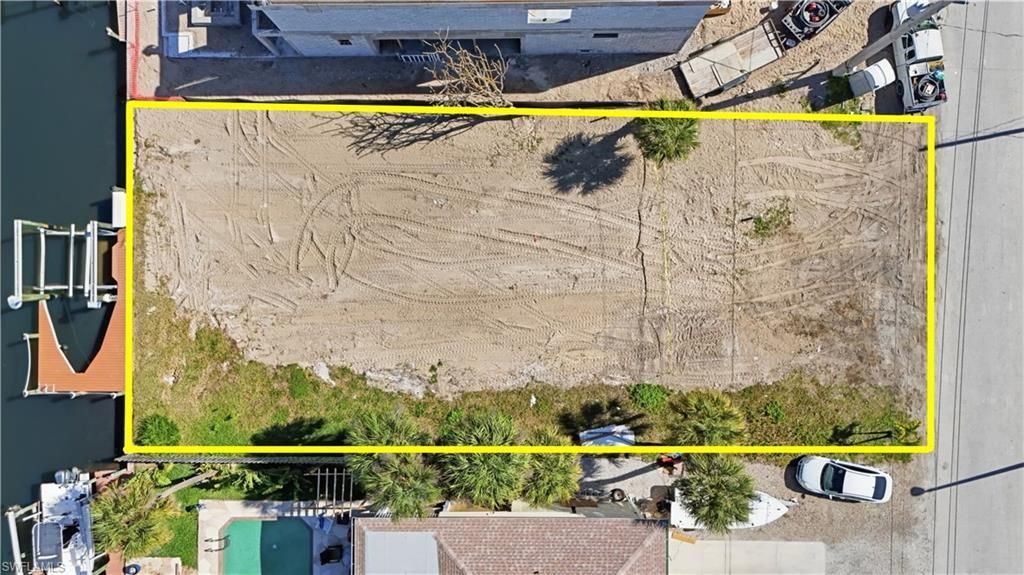 129 Curlew St, Fort Myers Beach, FL 33931 Photo