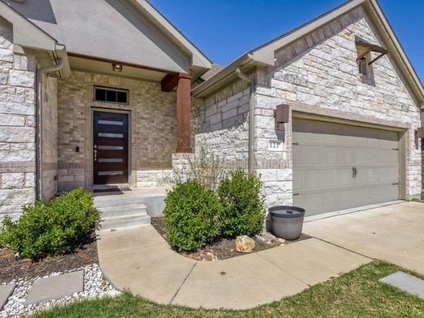 121 University Lands DR, Liberty Hill, TX 78642
